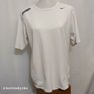 NIKE Fit Dry Sz Medium White Short Sleeve Activewear Shirt